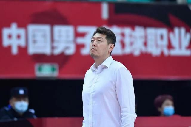 丰满的护士hd高清